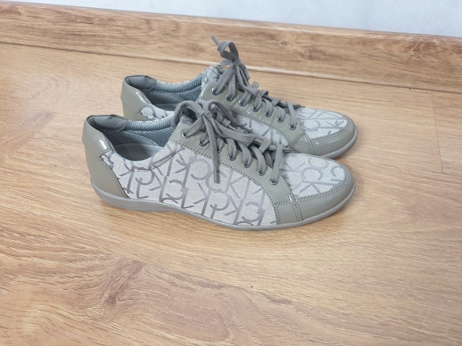 Buty damskie sznurowane Calvin Klein 38, beżowe