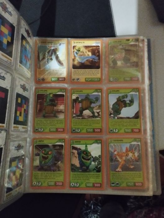 Vendo cartas Invizimals nova aliança