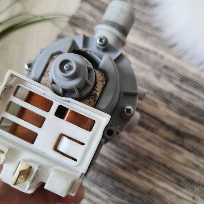 Тен, сливной насос, ремень на стиральную машинку SAMSUNG разборка