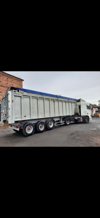 Продайоться самосвальный полуприцеп BENALU