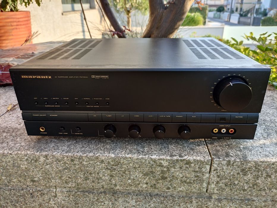 Marantz amplificador PM700 AV