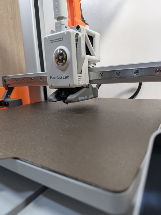 Професійний 3D-принтер Bambu Lab A1 у відмінному стані / весь комплект