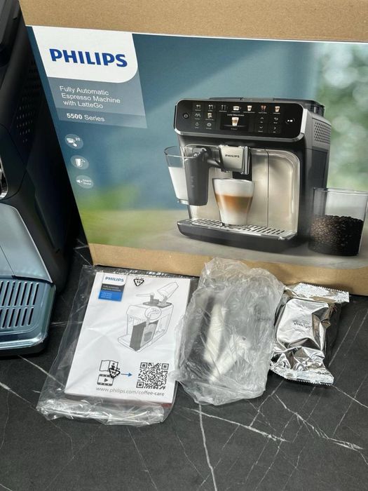 Кавомашина PHILIPS Series 5500 LatteGo EP5547/90