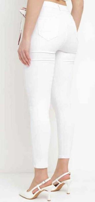 Jeansy białe skinny S/36