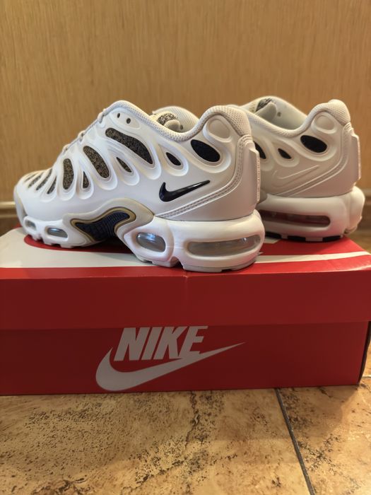Кросівки чоловічі PSG x Nike TN Air Max Plus Drift Phantom FZ4748 100