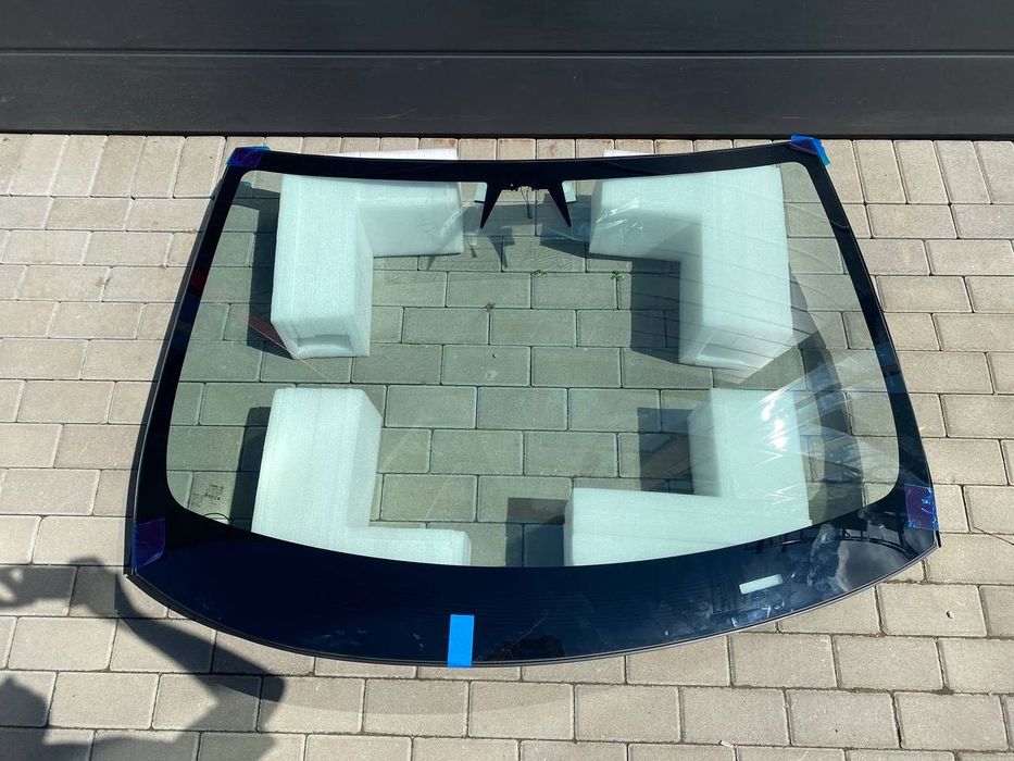 Скло лобове Tesla model S 1AP 2AP 2012-2021