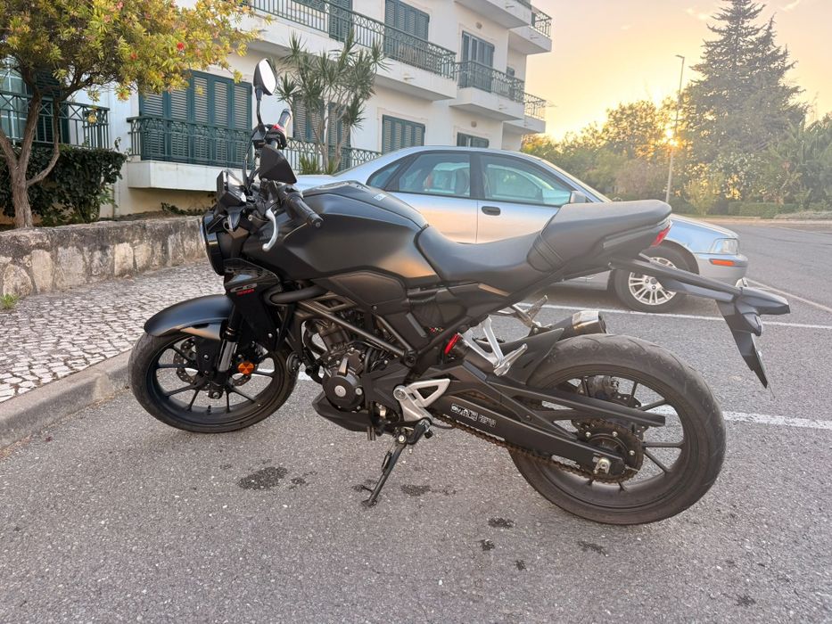 Motociclo marca honda