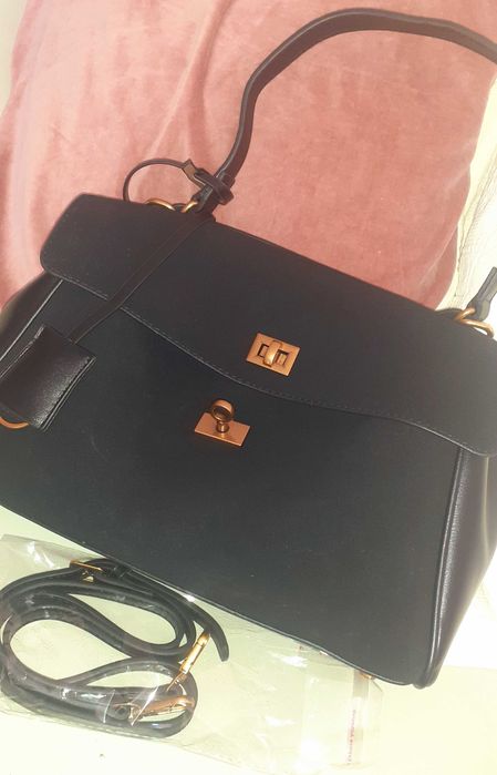 Bolsa preta elegante