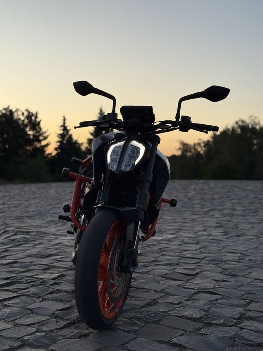 Ktm duke 390 2021
