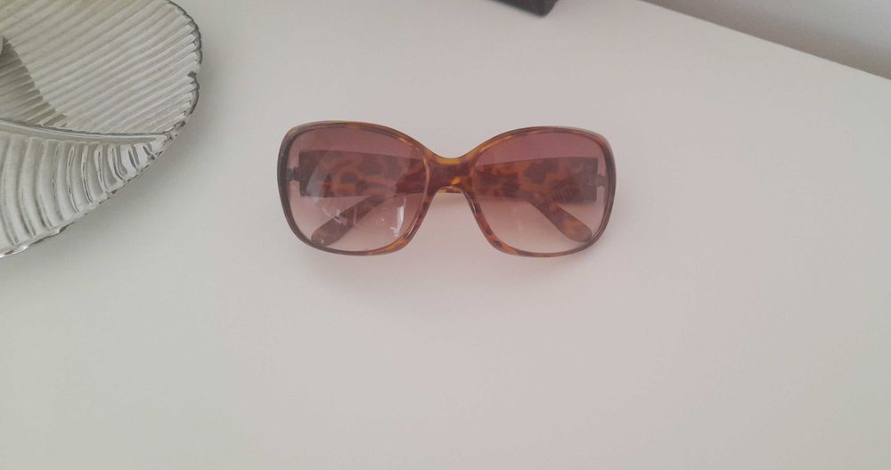 Przeciwsłoneczne okulary w panterkę, H&M