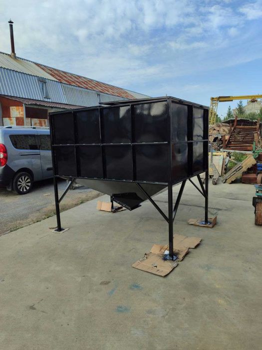 Бункер, накопичувач, силос, для подачі та зберігання - від виробника