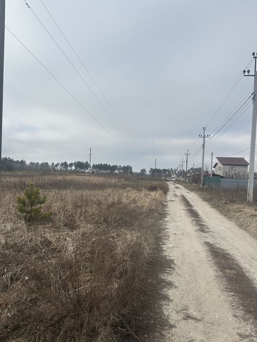 Земельна ділянка під будівництво біля Києва