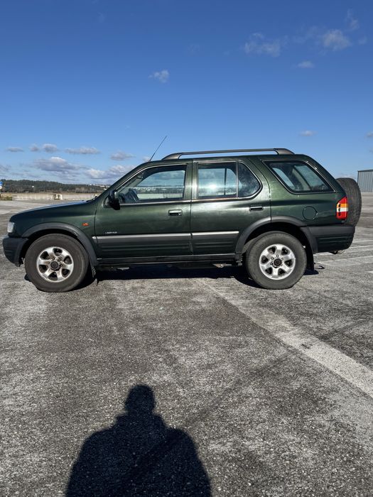 Opel Frontera B  - ano 2000