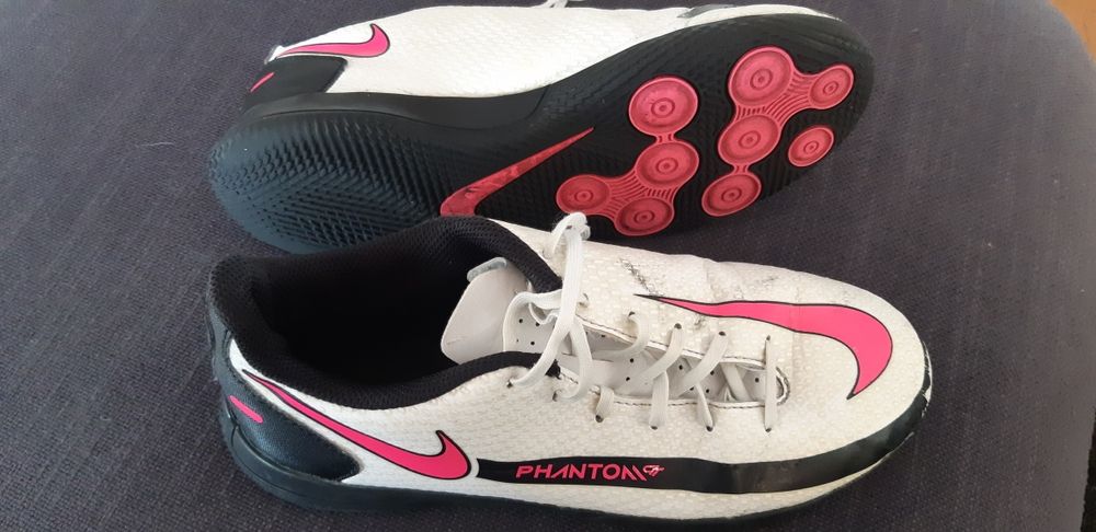 Obuwie sportowe turfy