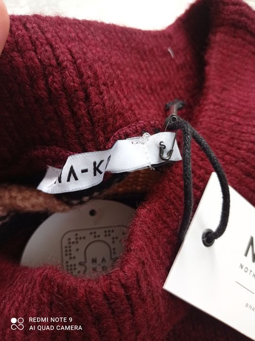 Теплий укорочений світер