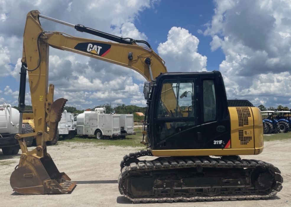 Retroescavadora usada