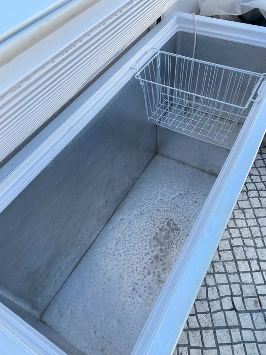 Arca congeladora Fricon