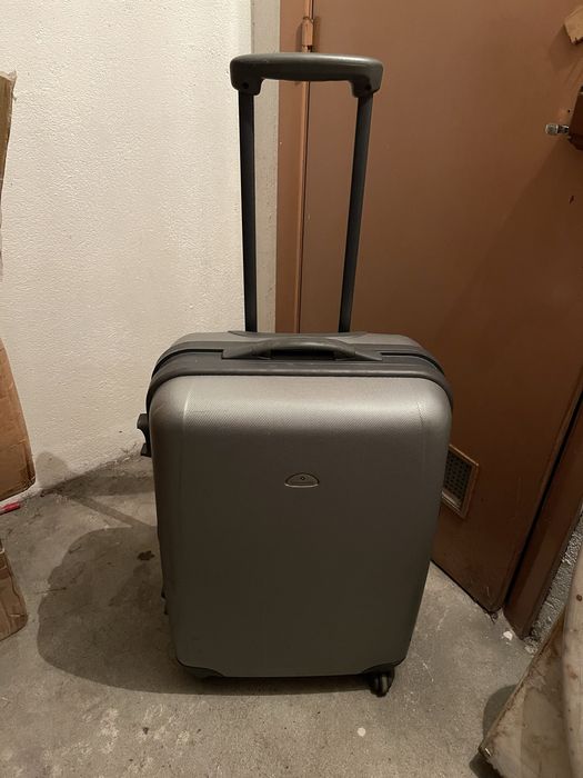 Trolley médio de porão