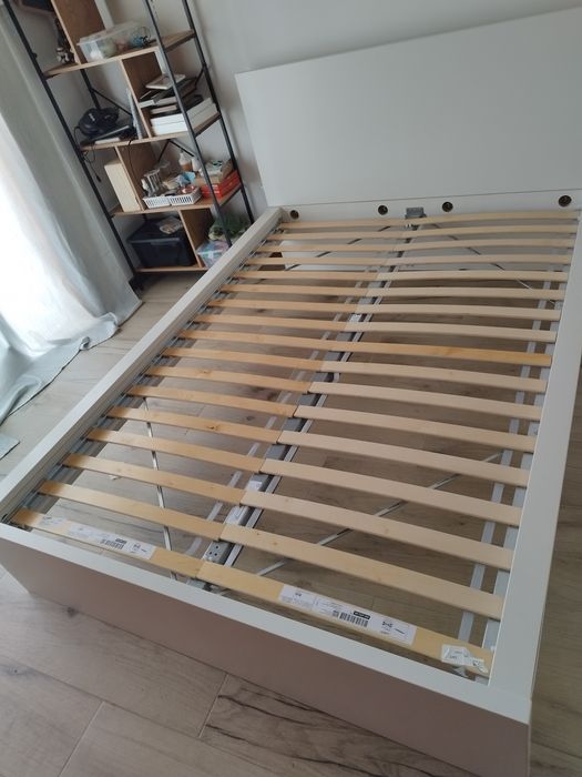Cama de casal Malm IKEA + estrado