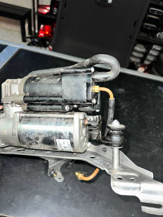 COMPRESSOR DA SUSPEÇAO GLC 2020