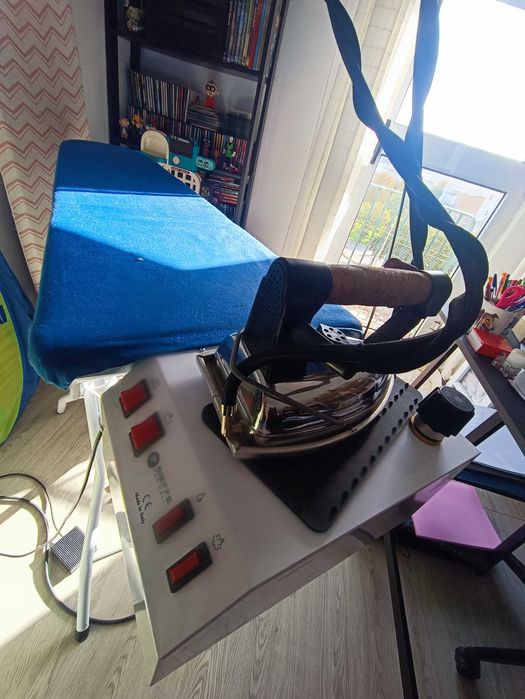 Máquina semi profissional de passar a ferro