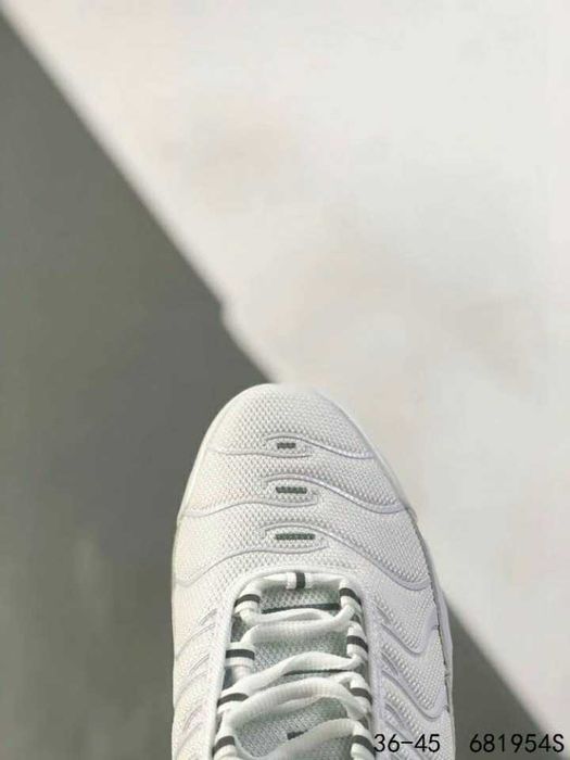 Air Max TN Plus White R.45