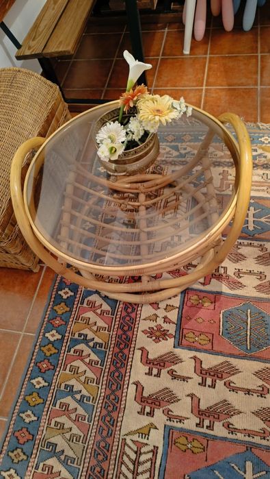 Mesa de centro em bambu