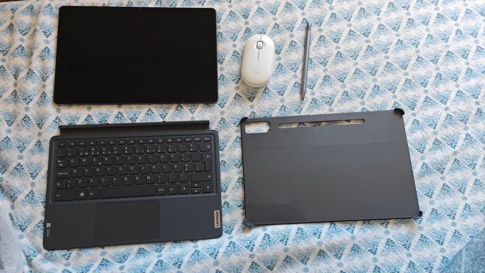 Tablet Lenovo P12 128GB + Capa Teclado + Caneta + Rato Logitech