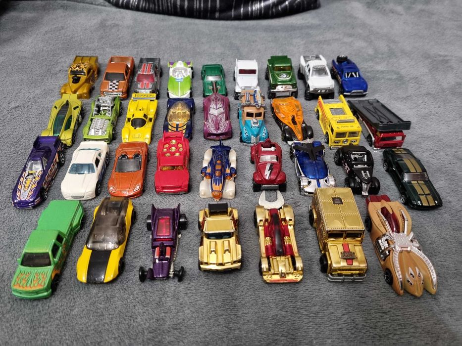 Zestaw samochodzików Hot Wheels Jak nowe!