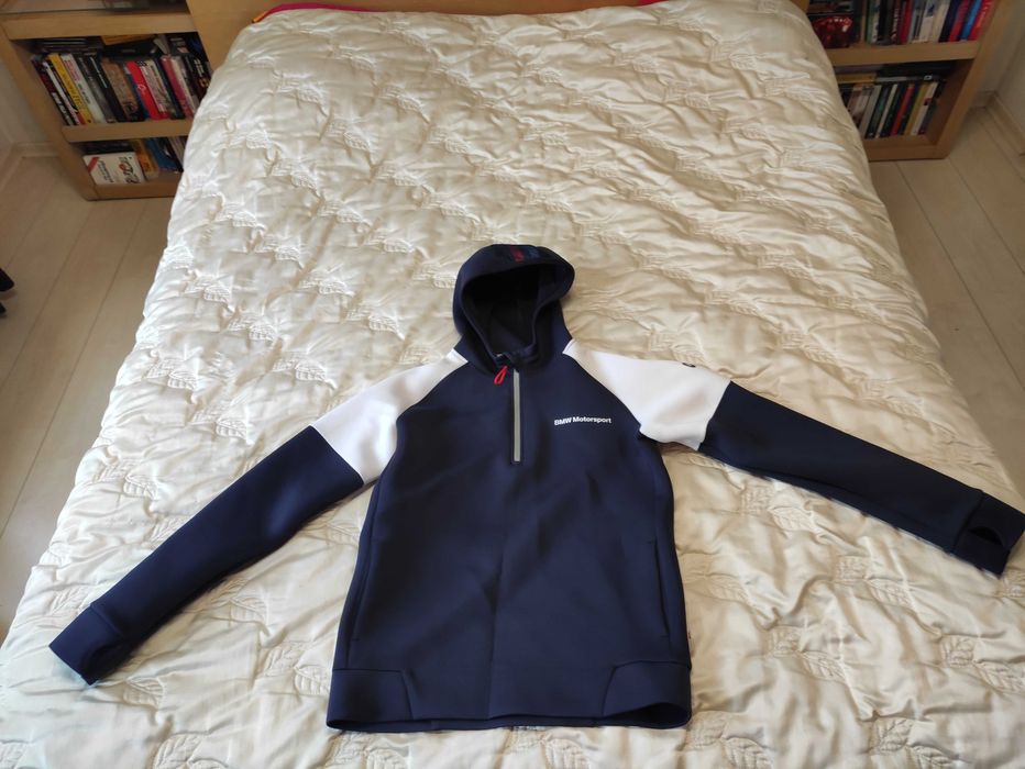 Męska bluza sportowa BMW Motorsport powered by M r. L jak nowa