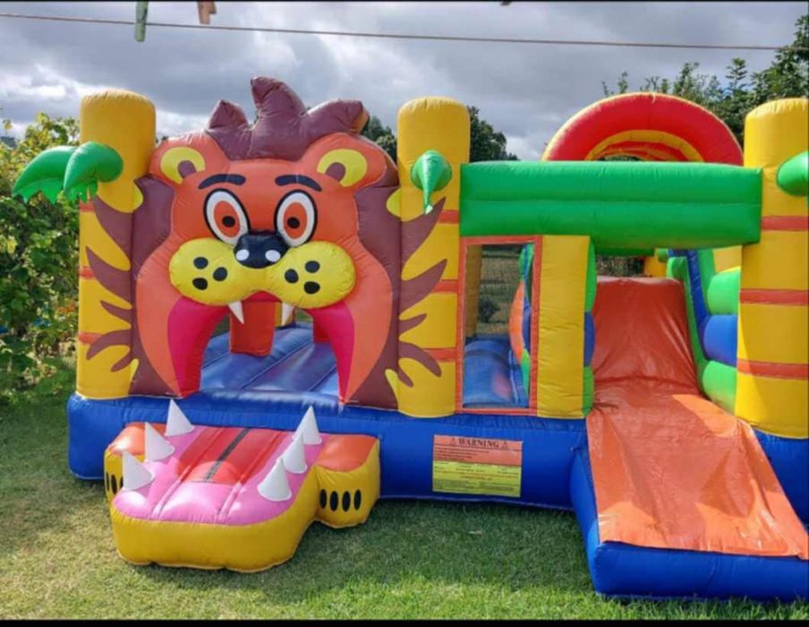 Insufláveis  para festas