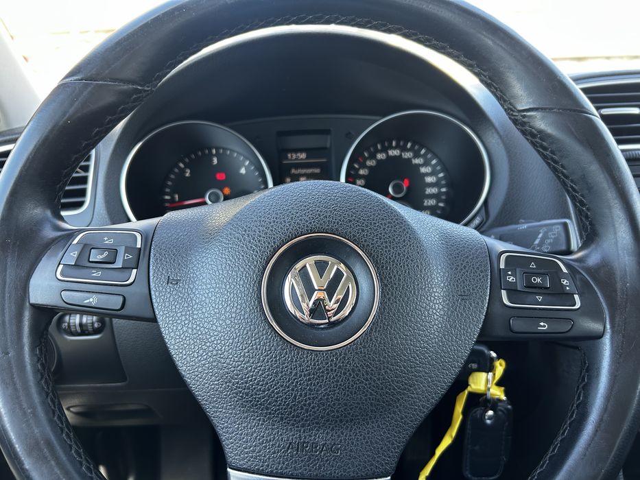 Volkswagen Golf Variant — fotografia 9