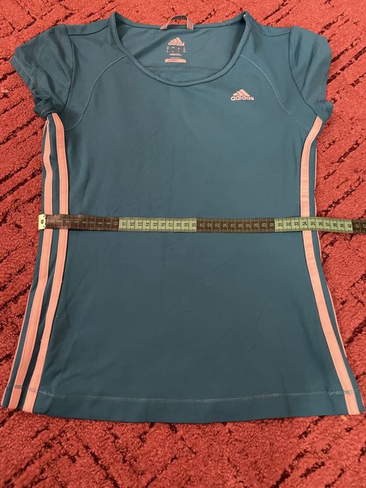 Жіноча спортивна футболка Adidas
