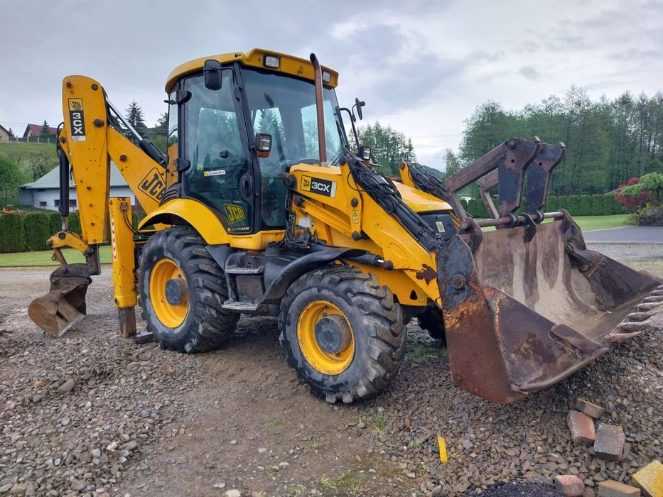 Koparko-ładowarka JCB 3CX*