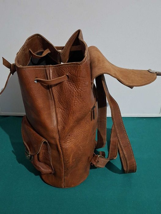 Caça - Mochila antiga de couro / cabedal forte