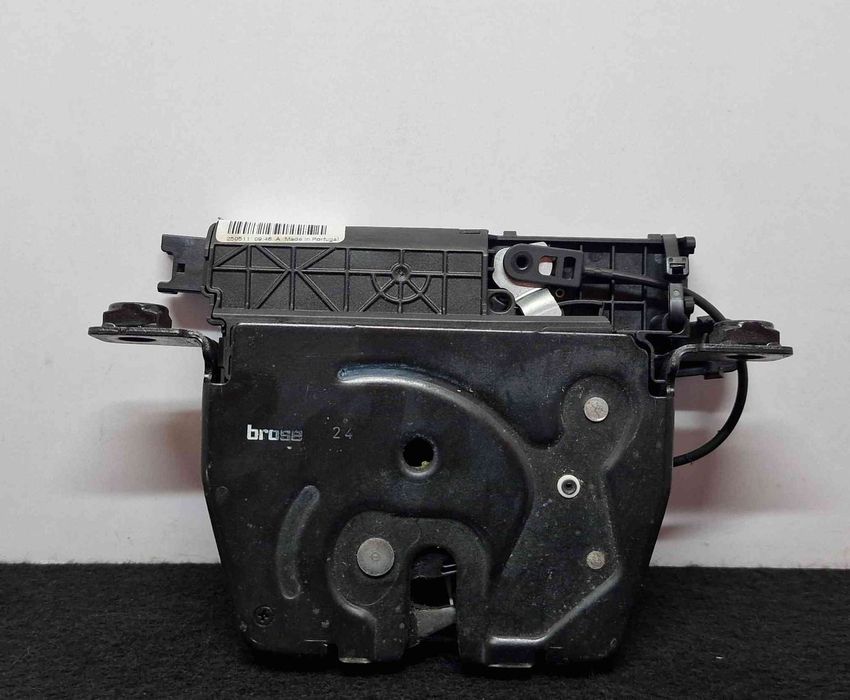Fechadura / Fecho da Mala 912781-105 - BMW X1