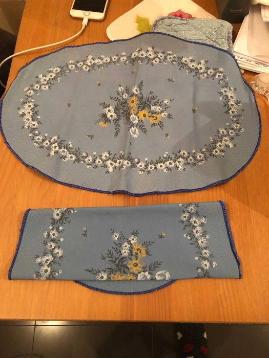 2 naprons pequenos ovais tons azul