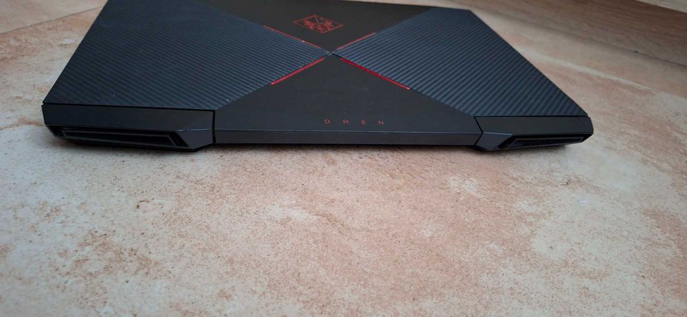 HP OMEN 15 CE061ND - i7-7700HQ/GTX1060/16GB/1TB/W11