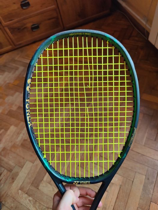Yonex VCore PRO 97 HD L3
