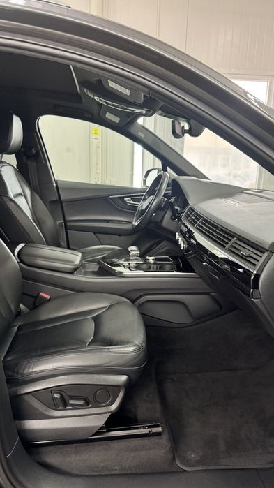 Продам Audi q7 преміум плюс
