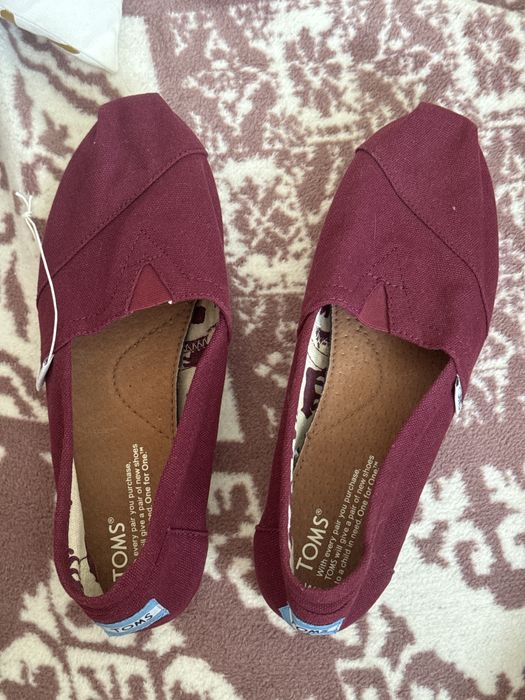 Женские слиппоны TOMS / эспадрильи / туфли / балетки / мокасины 38-39 размер