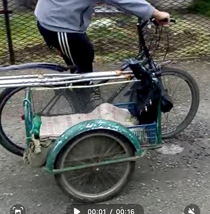 Продам коляску для велосипеда