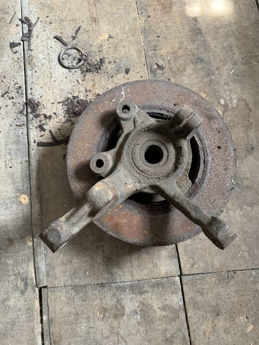 Продам тормозний диск рено 21