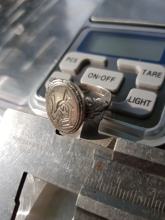 Srebro.Piękny sygnet dla Pani lub Pana