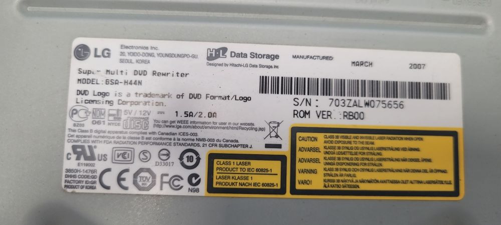 LG napęd nagrywarka DVD-RW + nagrywarka CD-RW + 2x napęd 1,44" + ka