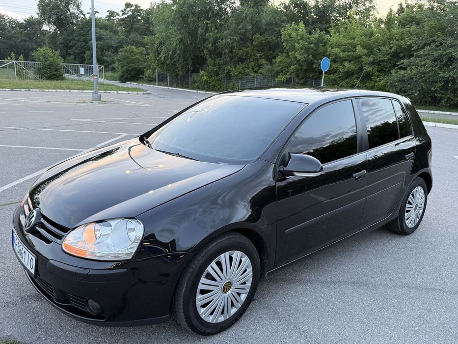 Продам Volkswagen golf 5