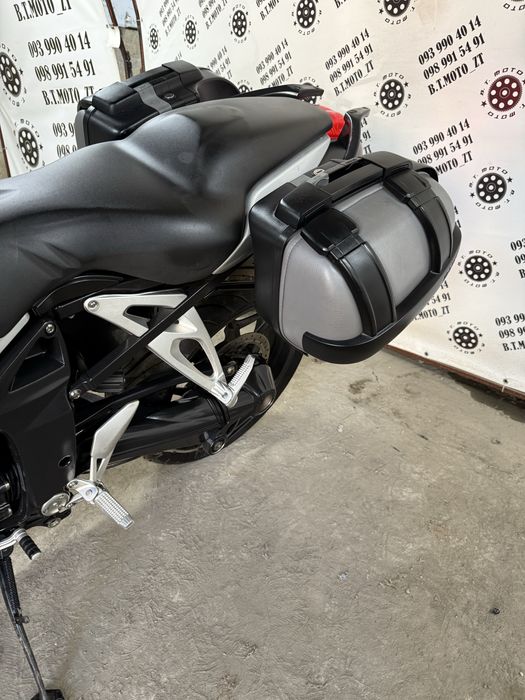 Мотоцикл BMW k1200R ABS кофры, кардан, маятник