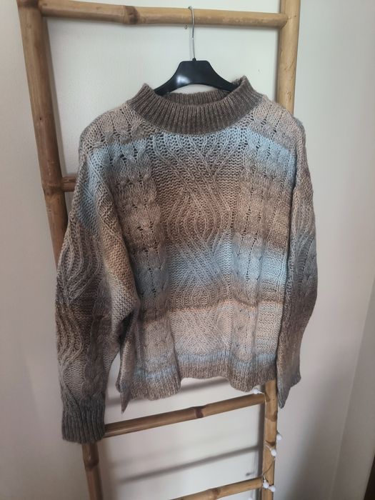 Camisola de malha colorida