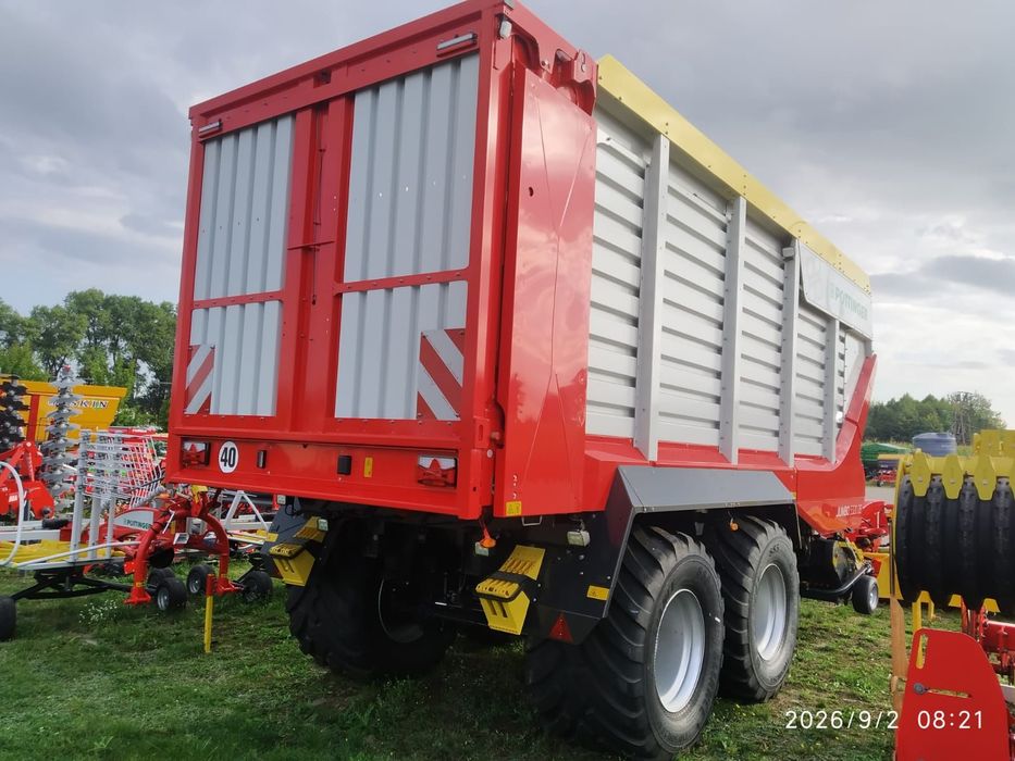 Pottinger Przyczepa Samozbierająca Jumbo Db  Przyczepa
