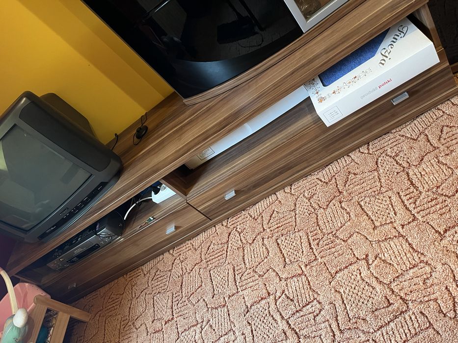 Meble -witryny szklane